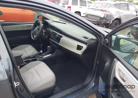 2015 Toyota Corolla Le z USA, uszkodzony, nr VIN 2T1BURHE9FC358925